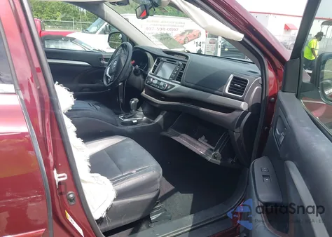 2015 Toyota Highlander Xle V6 из США, поврежденный, VIN 5TDKKRFH7FS064529